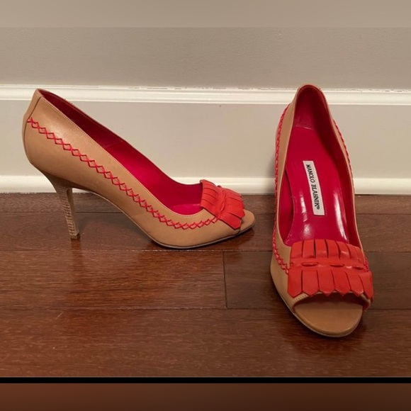 New Manolo Blahnik RARE Fringe Heels size 39